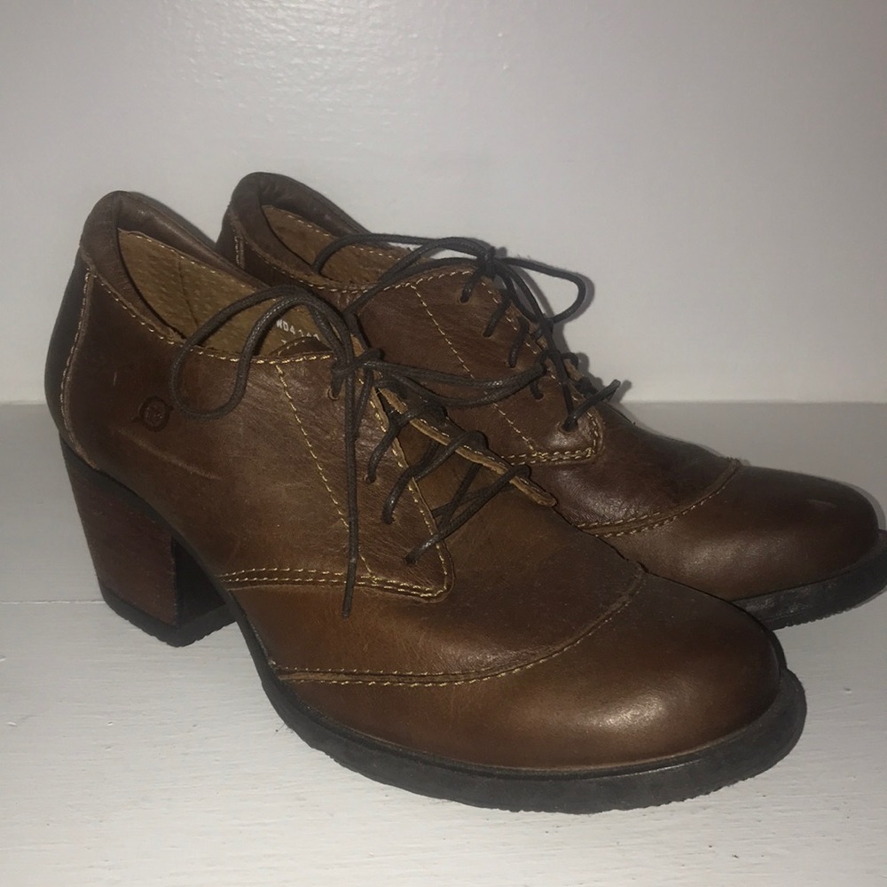 BORN, Juno Lace-up Heel Booties, Brown Leather, S7